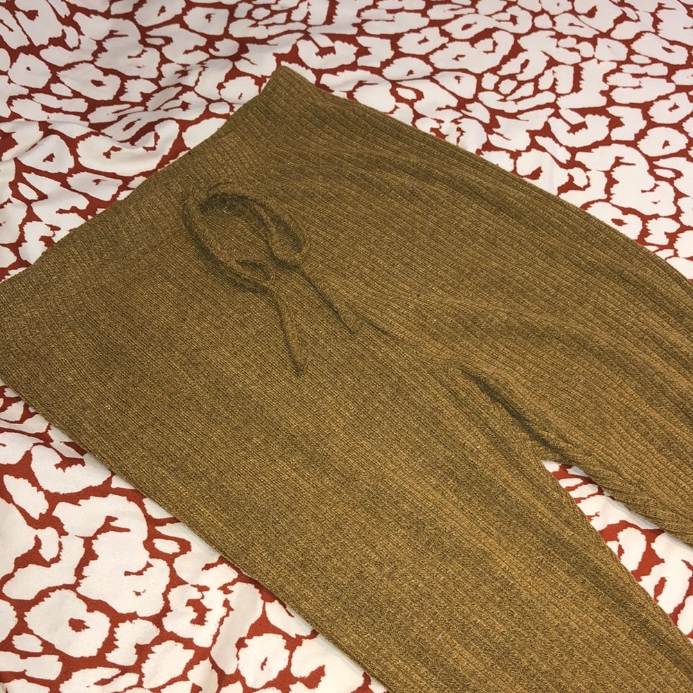 ribbed brown pants